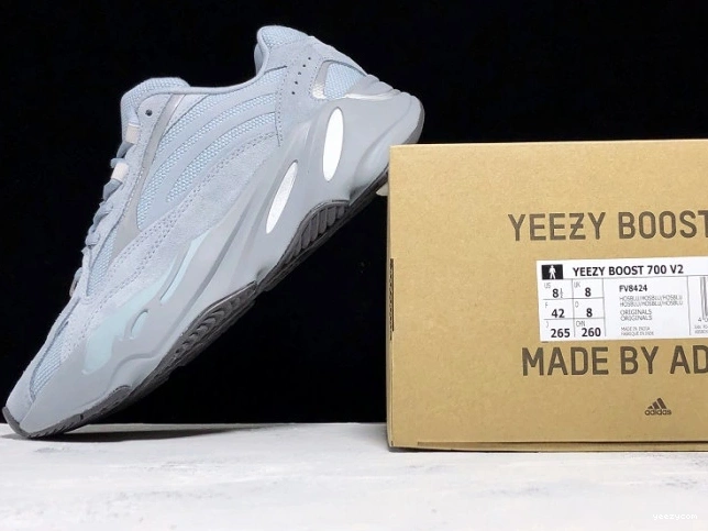 700 Adidas FV8424 v2 Yeezy Blue Hospital Boost 0925